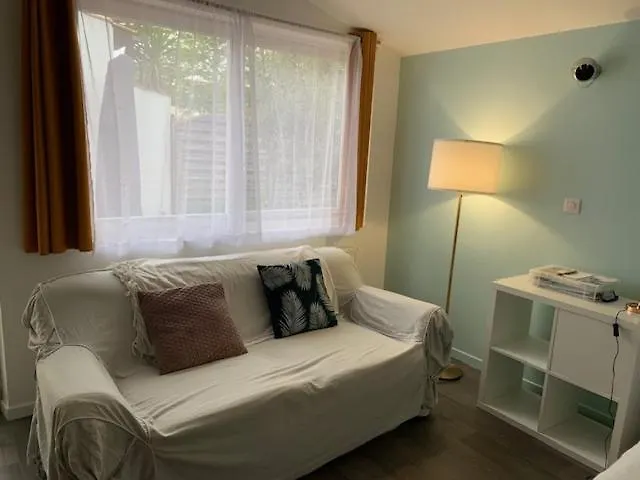 Rochelais Apartment *